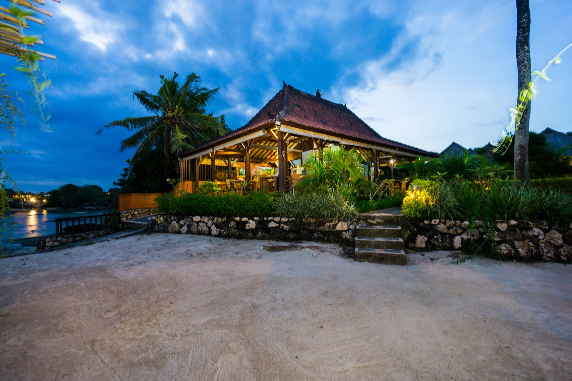 Laguna Reef Huts Lembongan Exterior foto